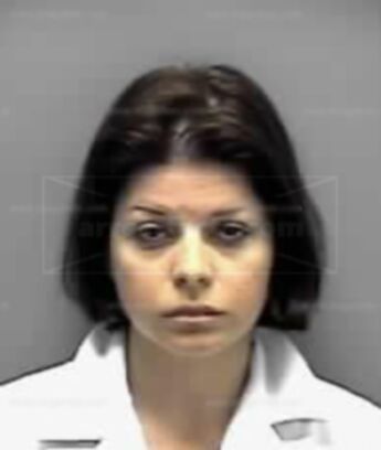 Katty Diamantina Mcilvain
