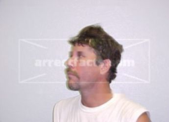 Randall L Salazar