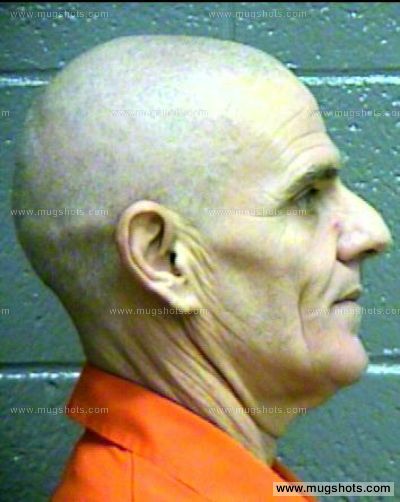 Darrell W Woods
