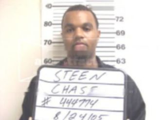 Chase Thanda Steen