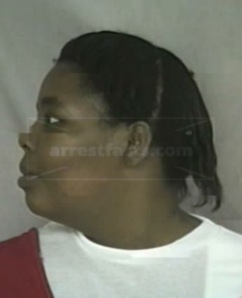 Delores L Wade