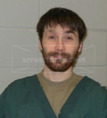 Robert M Leo