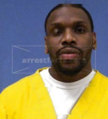 Lonnie D Williams