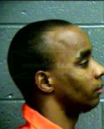 Deangelo R Henderson