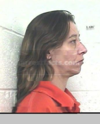 Laura L Hunter