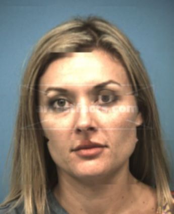 Lindsay Nicole Warr