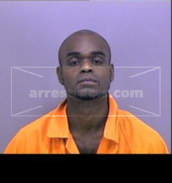 Fernando Lamar Dews