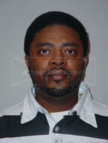 Undray L Bowie