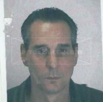 Robert J Damelio