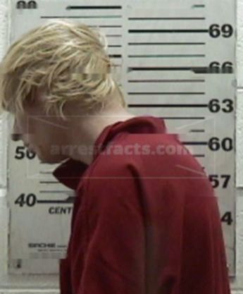 Travis Lee Worthington