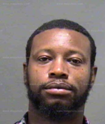 Darius M Huntley