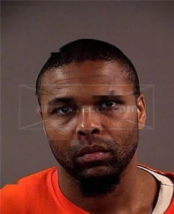 Tavoris Busch Roberts