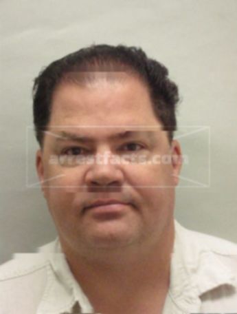 Kent J Udulutch