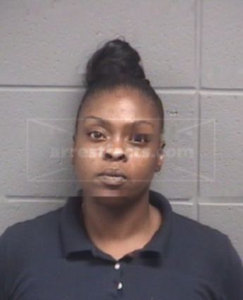 Chinelo Okosi