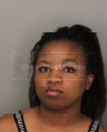 Laterika Cox