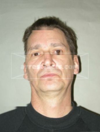 Robert R Buchen