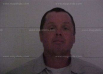 Larry D Cecil