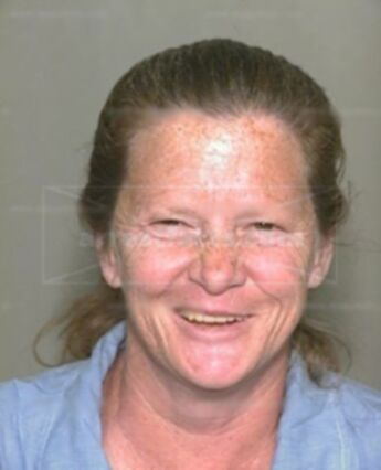 Roxanne R Weeks