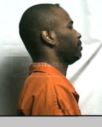 Dewon L Thomas