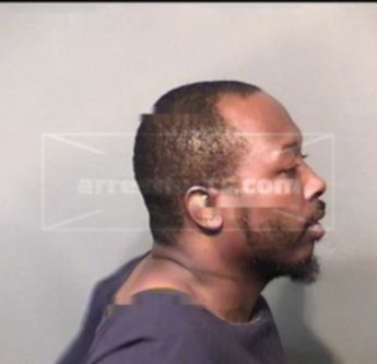 Mario Lloyd Thomas