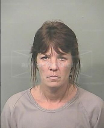 Lori L Winchester