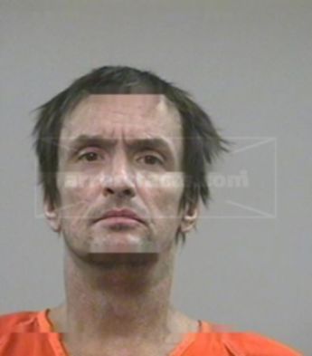 Travis Wade Clopton
