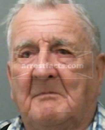 Lloyd Earl Umble