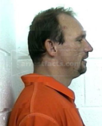 Jerald E Shouse