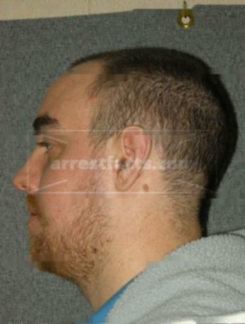 Dustin D Green