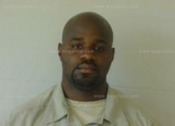 Anthony L Logan