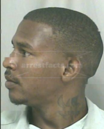 Tristan J Henry