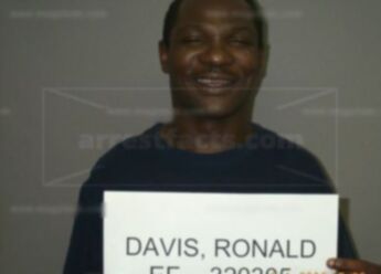 Ronald Lee Davis