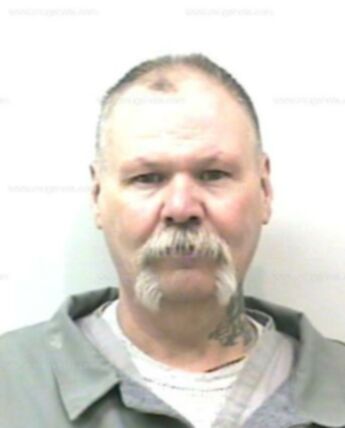 Lance M Mundell