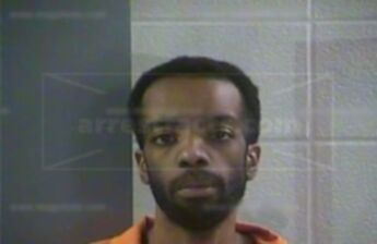 Quincy R Williams