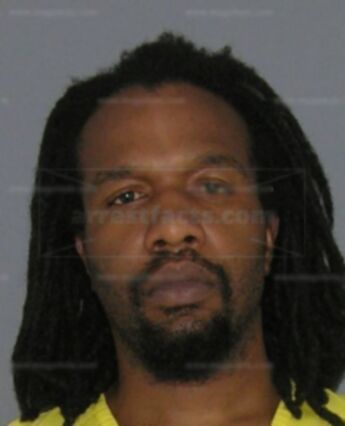 Derrick D Hope