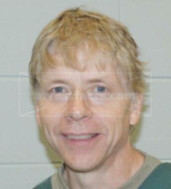 Ron E Angelo