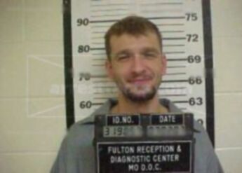 Daniel G Guffey