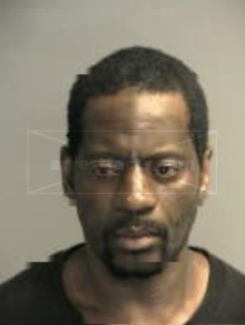 Derrick L Hicks