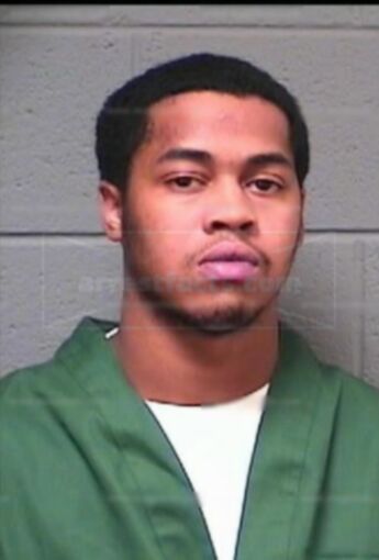Lamar J Davenport