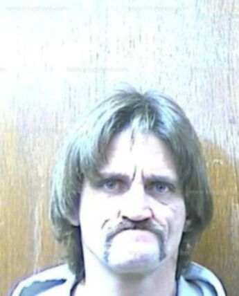 Loyd R Richards