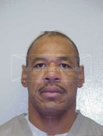 Ronnie D Lister