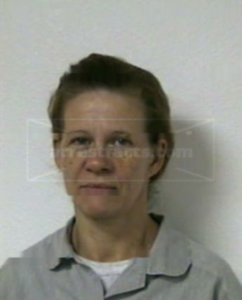 Robin M Lyons
