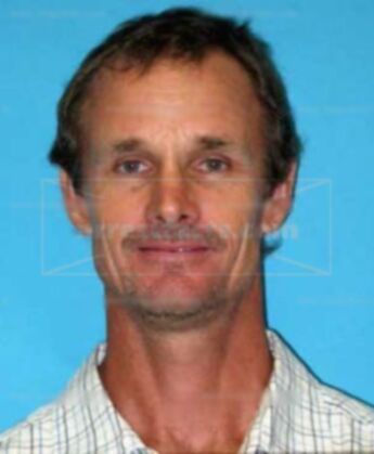 Earl Julius Moulton