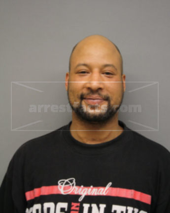Marcus R Washington