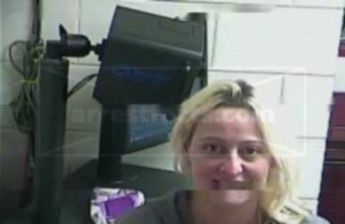 Lisa M Roberts