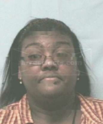 Lisa M Darden