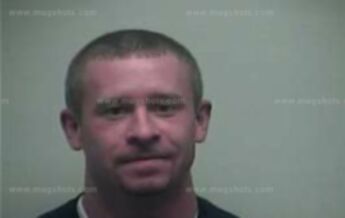 Matthew W Boblett