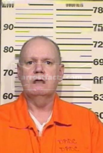 David E Hardesty