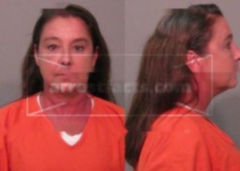 Leslie Kristin Thomas