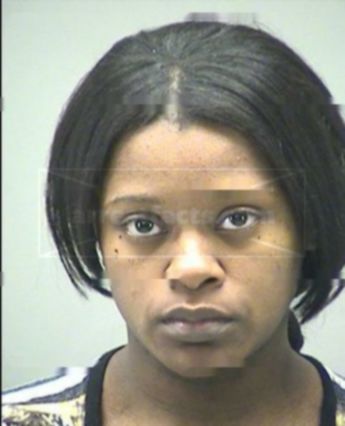 Tyeisha E Hicks